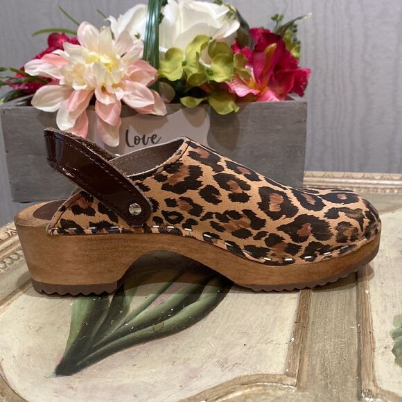 Vollsjo Girls Leopard Animal Print Swedish Clogs EU 32 - Picture 5 of 10